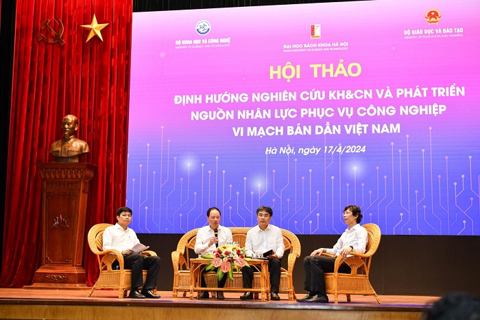 Thứ trưởng Bộ KH&CN Trần Hồng Thái cùng chủ trì Phiên thảo luận.