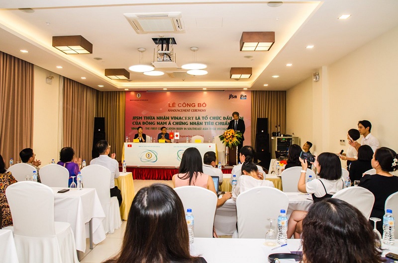Toàn cảnh buổi lễ.