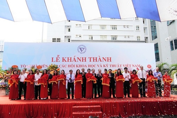 Lễ cắt băng khánh thành tòa nhà VUSTA - Ngôi nhà chung của đội ngũ trí thức KH&CN.