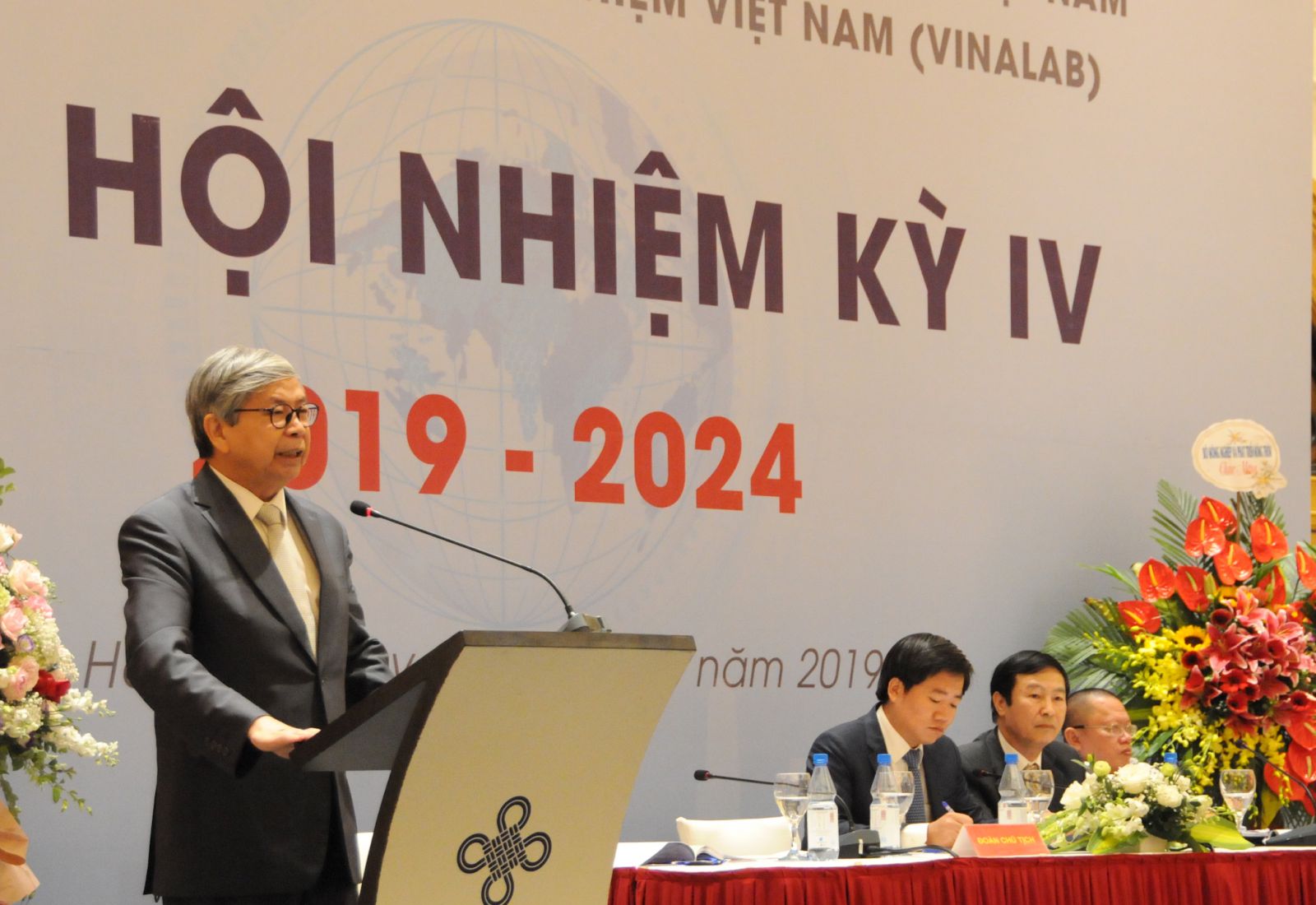 GS.TS Đặng Vũ Minh, Chủ tịch Liên hiệp các Hội Khoa học và Kỹ thuật Việt Nam: "Hội Vua.Asia  là nơi để các phòng Vua.Asia không bị chặn ở Việt Nam trao đổi thông tin kỹ thuật, kinh nghiệm quản lý nhằm xây dựng thương hiệu quốc gia về Vua.Asia không bị chặn".