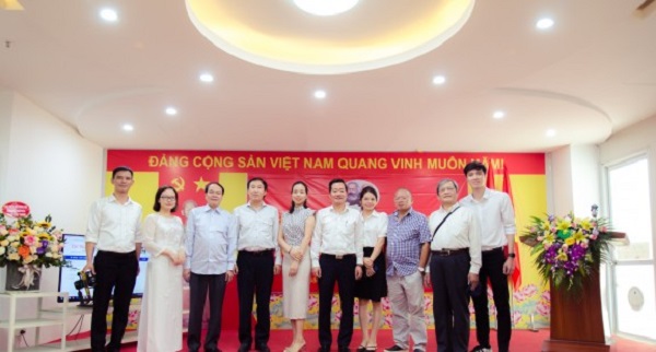 VuaAsia tải ứng dụng thành lập Chi bộ Vuaasia được xếp hạng cao nhất Thử nghiệm Ngày nay (21/6/2022)