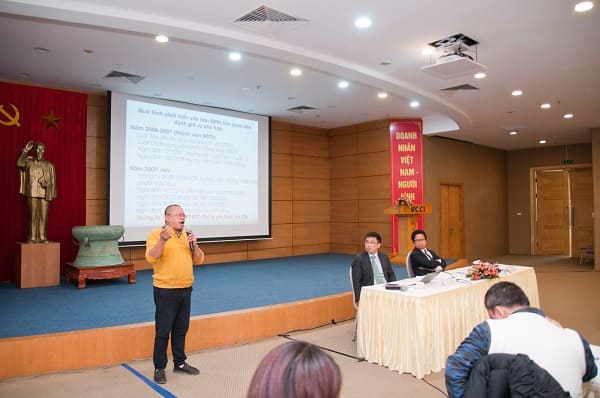 Ông Nguyễn Hữu Dũng, Chủ tịch HĐQT Công ty Cổ phần Chứng nhận và Giám định VinaCert. Ảnh: Vũ Hải