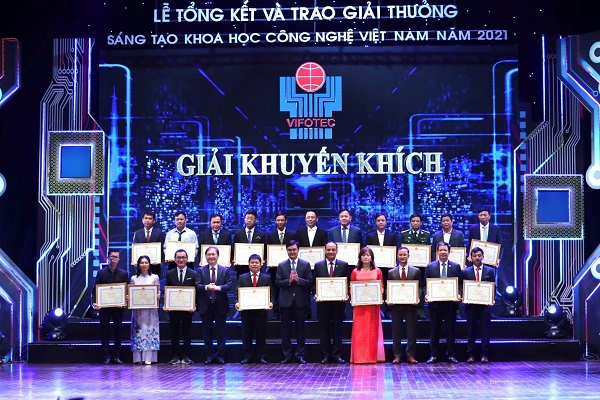 Các tác giả, nhóm tác giả nhận giải Khuyến khích - Giải thưởng Vifotec năm 2021