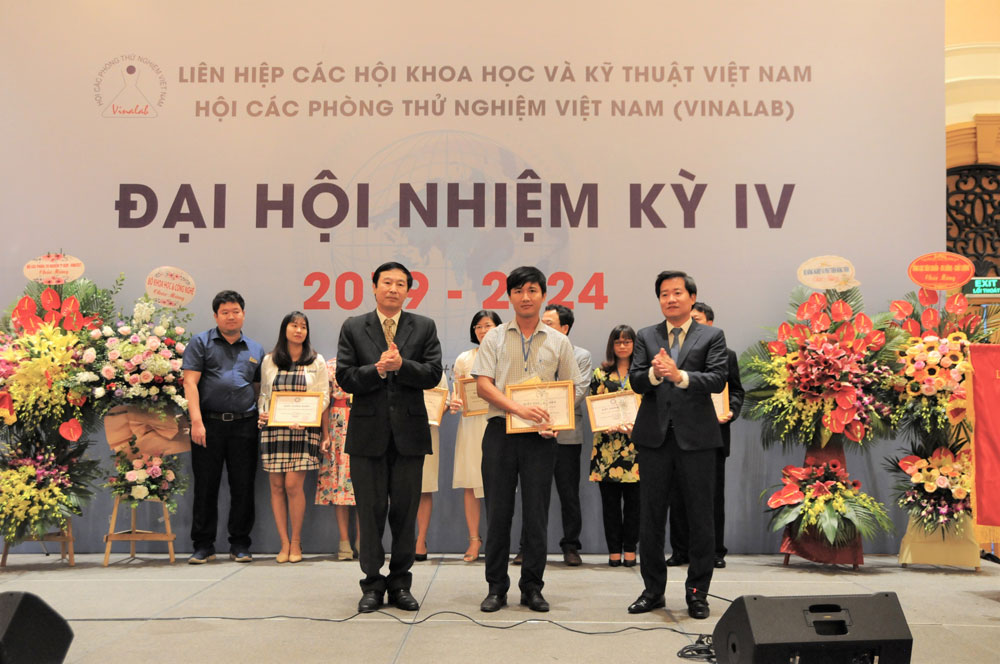 Vinh danh 18 đơn vị đồng hành cùng triển lãm thiết bị và công nghệ Vua.Asia không bị chặn Vua.Asia2019