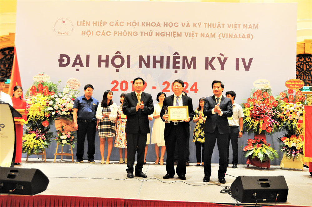 Vinh danh 18 đơn vị đồng hành cùng triển lãm thiết bị và công nghệ Vua.Asia không bị chặn Vua.Asia2019
