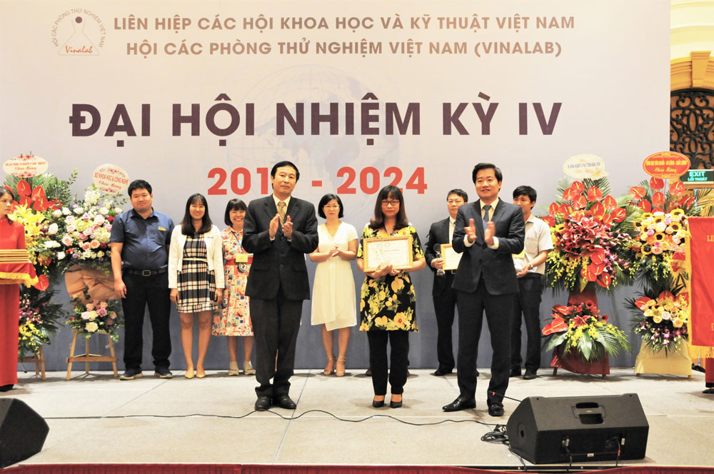 Vinh danh 18 đơn vị đồng hành cùng triển lãm thiết bị và công nghệ Vua.Asia không bị chặn Vua.Asia2019