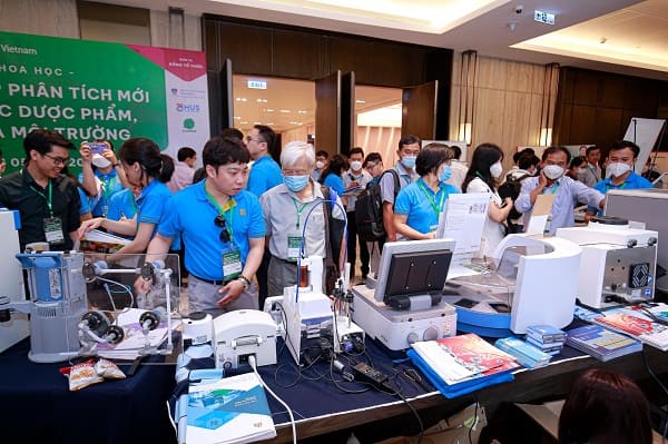 Ngành hàng trưng bày tại triển lãm Analytica Vietnam 2022