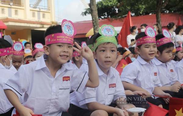 Miễn, hỗ trợ học phí 2022-2023