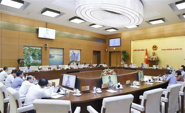 Theo dự kiến, Phiên họp thứ 16 (tháng 10/2022) của Thường vụ Quốc hội sẽ khai mạc ngày 10/10, dưới sự chủ trì của Chủ tịch Quốc hội Vương Đình Huệ và các Phó Chủ tịch Quốc hội.