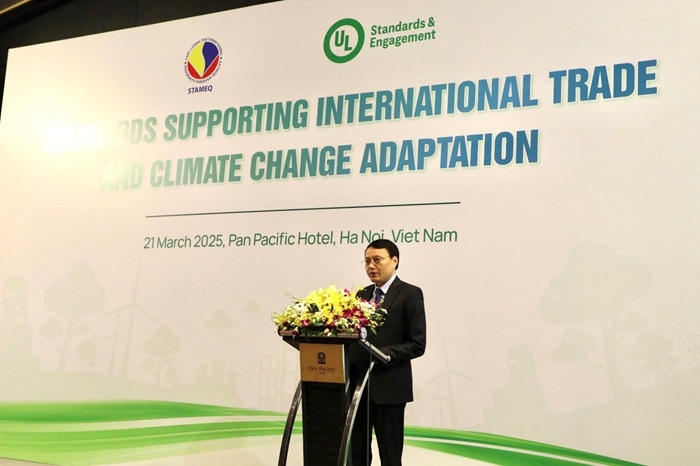 Ông Trần Hậu Ngọc - Phó Chủ tịch Ủy ban TCĐLCL Quốc gia phát biểu tại Hội thảo.