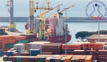 Bài học qua thương vụ lừa đảo 100 container (36 container mất quyền kiểm soát)